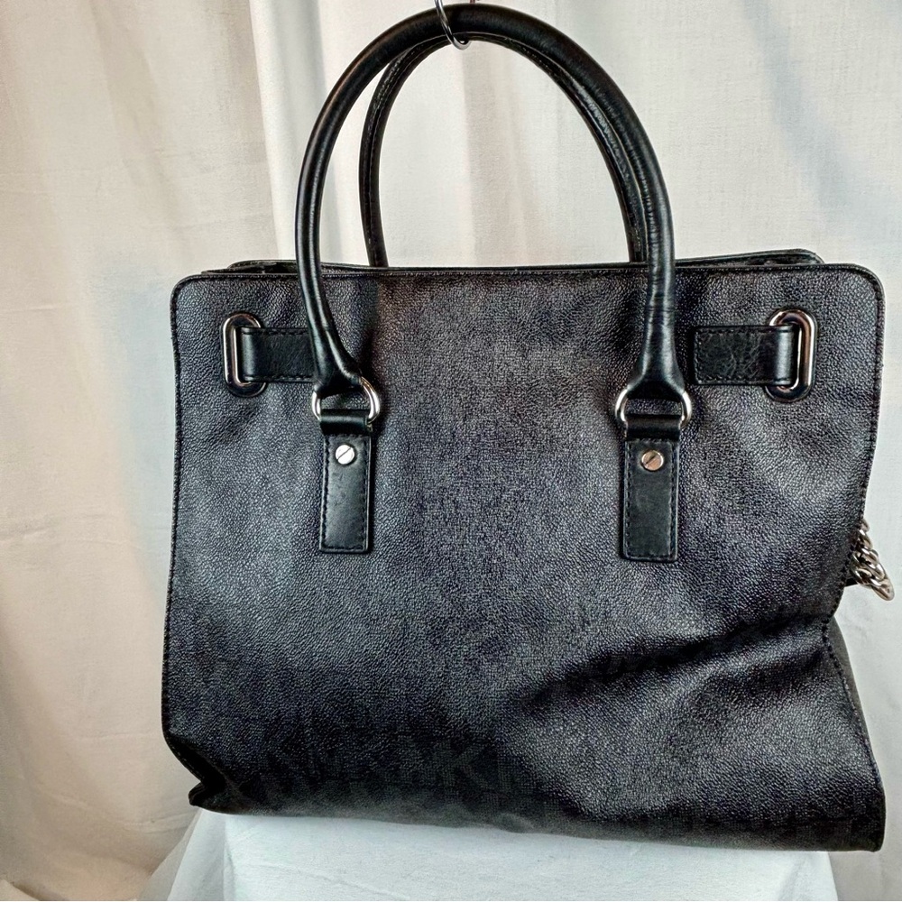 Michael Kors Hamilton Satchel in black saffiano leather - Picture 6 of 14